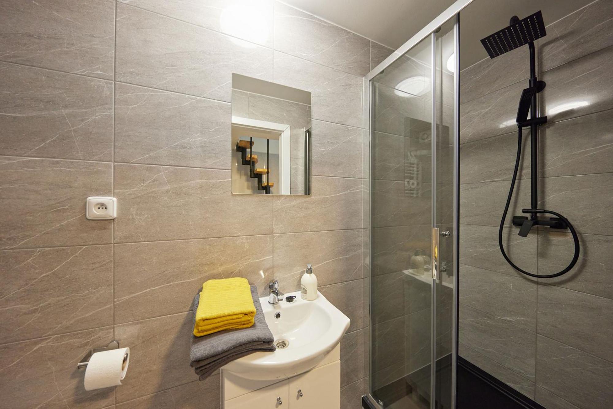 Block 96 Apartments Zlín المظهر الخارجي الصورة